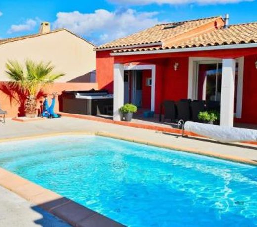 Villa de 3 chambres avec piscine privee jacuzzi et jardin clos a Carcassonne
