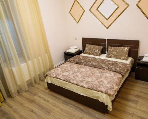 Hotel Gold - Гюмри - фото 21