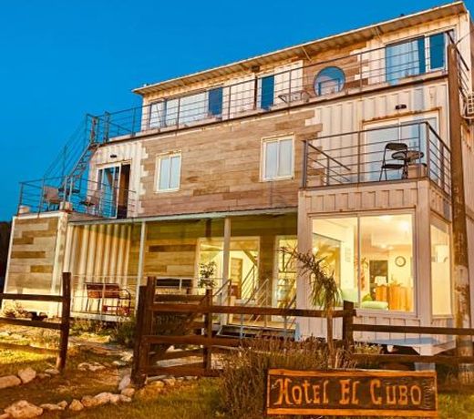 Container Cubo Hotel