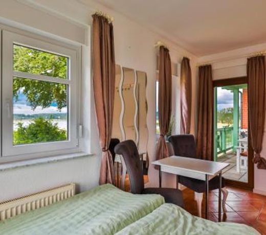 Kleines Apartment mit traumhaftem Seeblick, Ferienpark Seedorf Zeesenhaus Nr 4