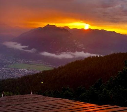 Alpine Escape Holiday Home with Mountain View
