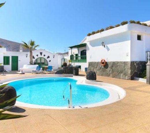 HOTEL-FINCA Rural Jose Manuel 28pax