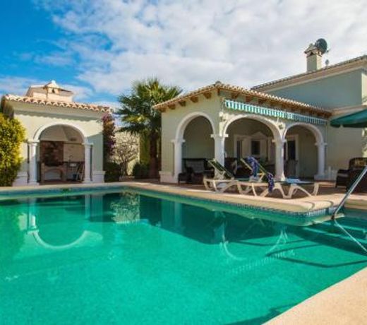 Villa Yoko - Plusholidays