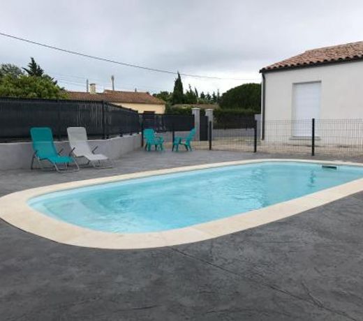 VILLA PINTOURINA