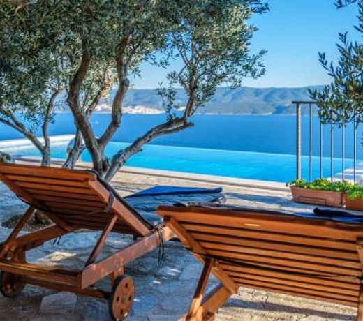 Villa Secluded Paradise