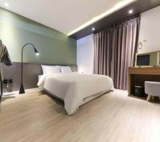 CS Plaza Hotel