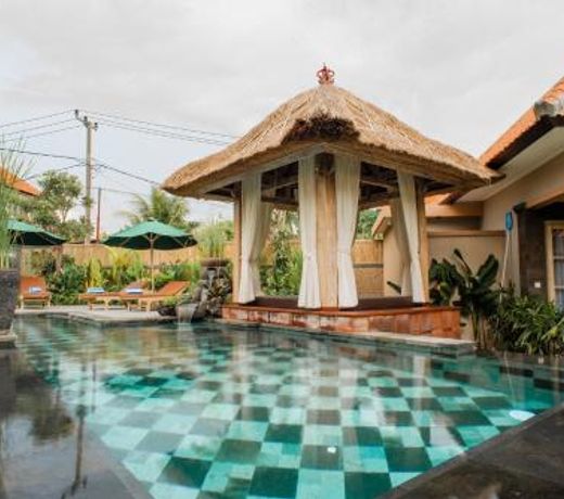Auma Villa by Prasi