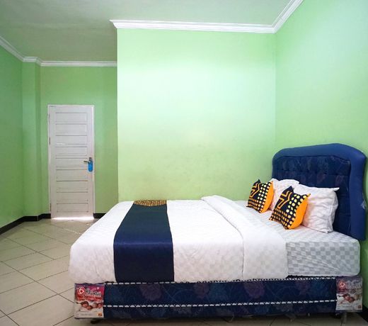 SPOT ON 2729 Marzan Syariah Guest House