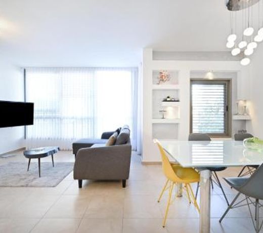 Quiet 2BR In Jean Jaures By HolyGuest