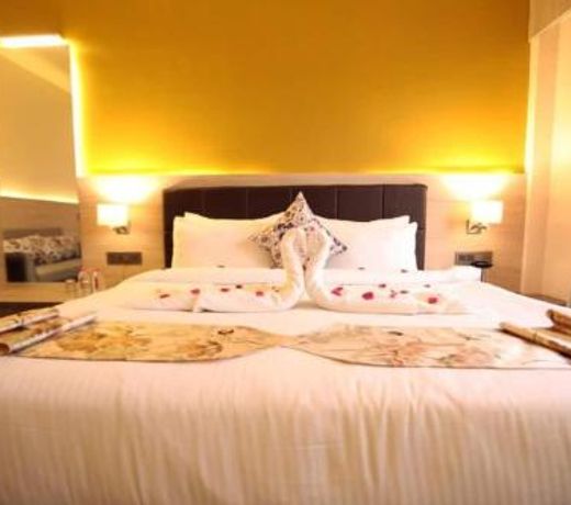 Solitaire Resorts