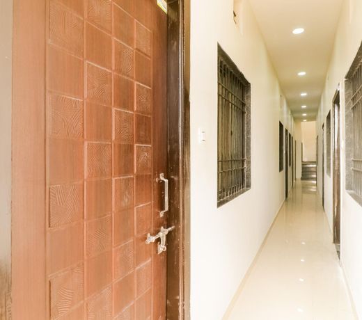 OYO Flagship 64987 Balaji Palace