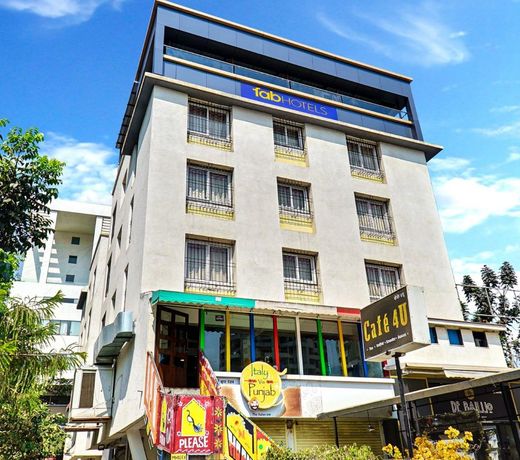 FabHotel Gravity Inn Baner