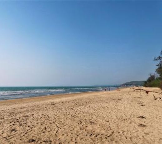 DG Beach Lodge, 3 minute walk to Arambol Beach