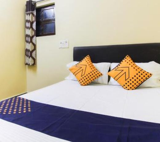 SPOT ON 49298 Hotel Midland Lodge
