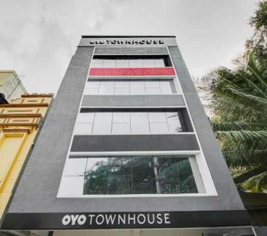 OYO Townhouse 359 Begumpet