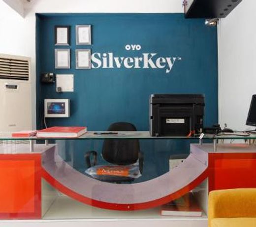 OYO SilverKey 75656 Hotel Sundari