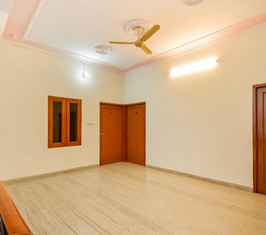 OYO 67331 Kusum Lodge