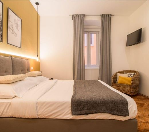Brand new guest room with Wi-Fi in the city center