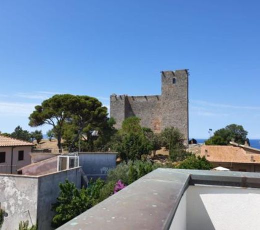 Loft nel centro storico di Talamone