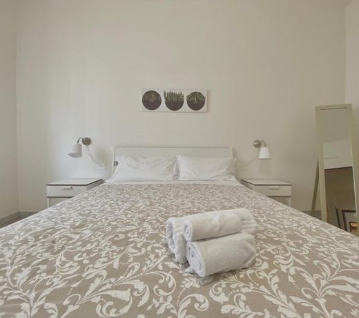 Guest House Service - Game Apartment