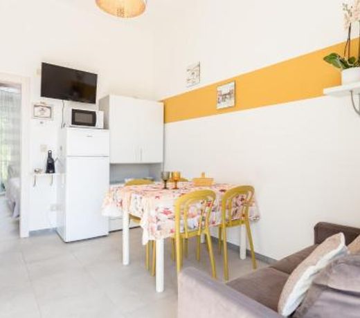 Nicola House La Salina