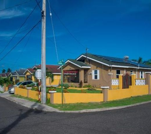 PARADISE VILLA ONSITE PRIVATE POOL ONSITE PRIVATE GYm 2 PROPERTIES SLEEP 12 TO BOOK FOR MORE THAN 6 PLEASE CONTACT US