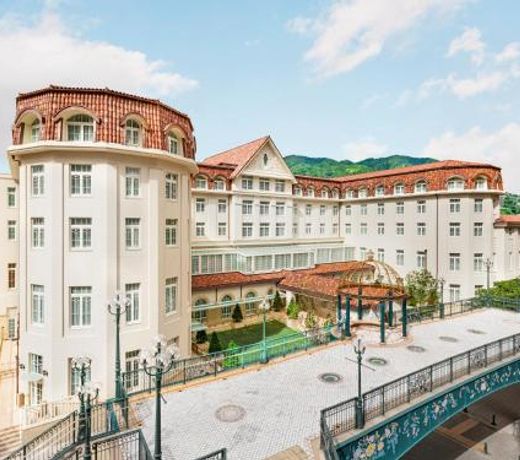 Takarazuka Hotel
