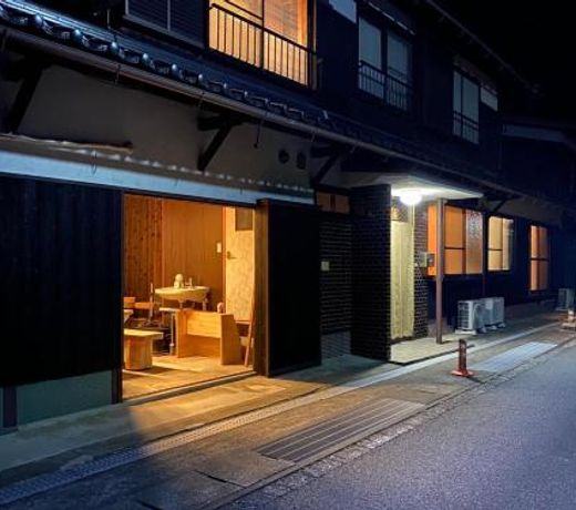 é»ã¾ãåºµ