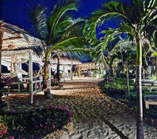 Visiwa Beach Resort