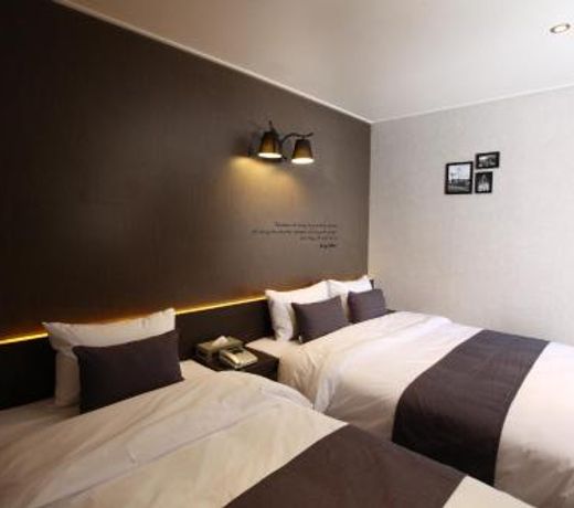 S& Hotel