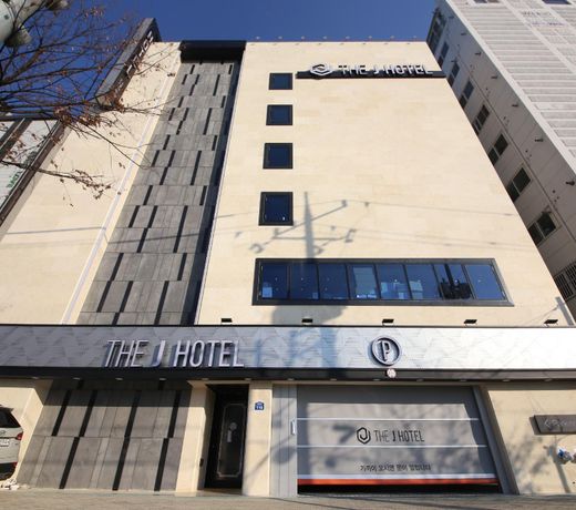 THE J HOTEL