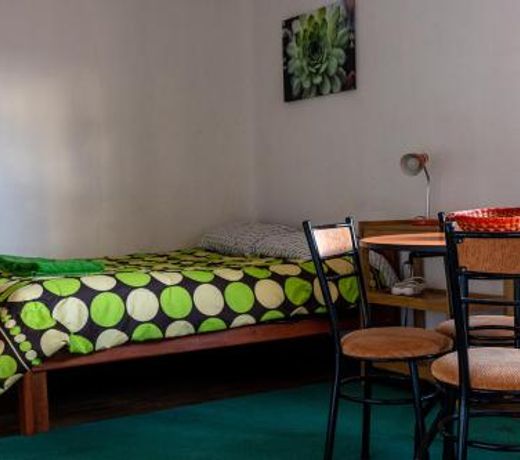 Nice studio in historic center with private bathroom and kitchen!