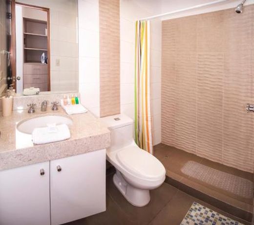 Resort Style Condo near heart of AQP - Gym, Pool & Netflix