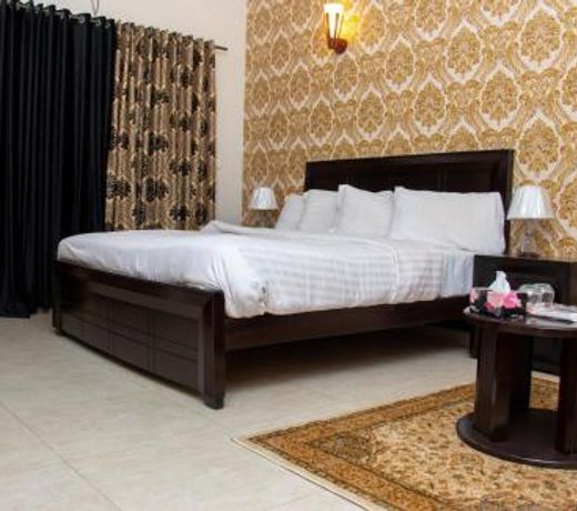 Livin Hub Guest House