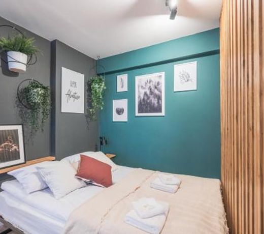 Spacious Apart ~ 150m Main Square ~ Self check-in 24h
