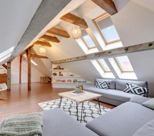 Grand Apartments - Wood Loft Apartment