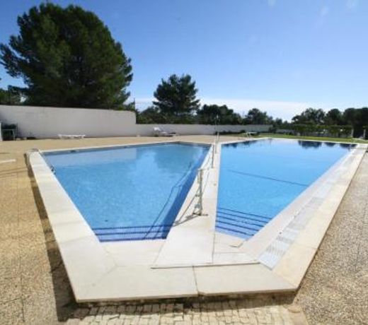 Vau Costa beach apartment with pool!