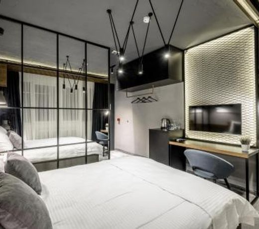 7 Rooms Suites