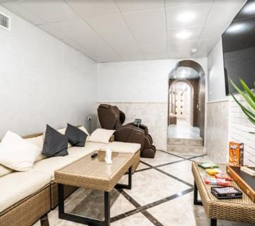 Guest House 16/8