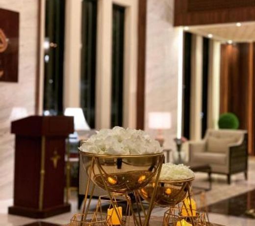Seasons Park Hotel