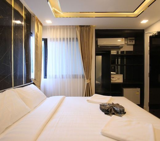 Pratunam Atrium Hotel