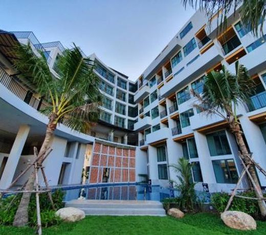 Atom Phuket Hotel -SHA Plus