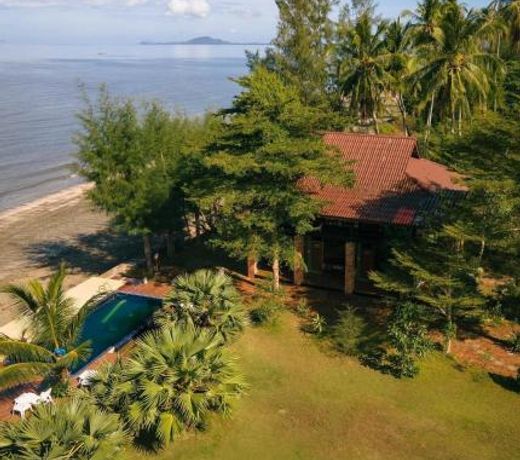 The Chevalley Beach Resort