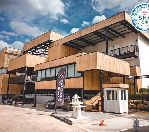 Pakchong Center Poshtel