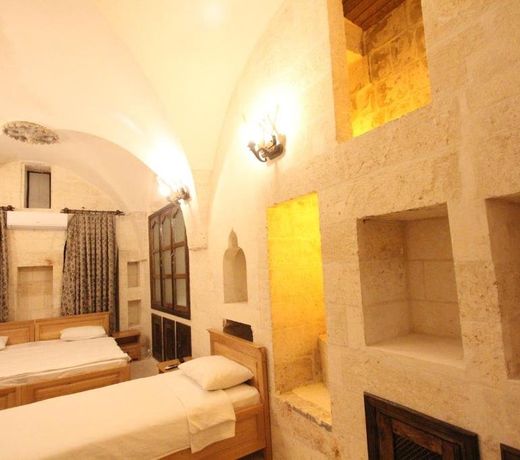 nahrin hotel&art