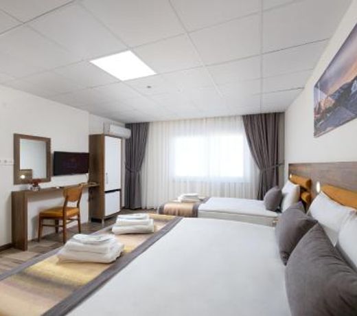 Grand Gulluk Hotel & Spa