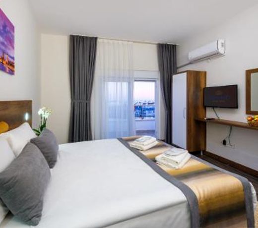 Grand Gulluk Hotel & Spa