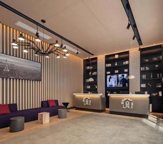 Campanile Hotel Wuhan Zhongnan Road Metro Station