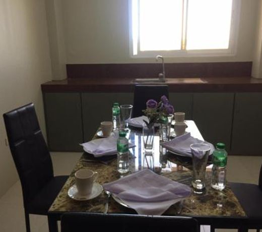 ISLAND GROOVE HOTEL AND RESTAURANT