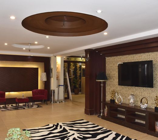 Hotel Grand Arena